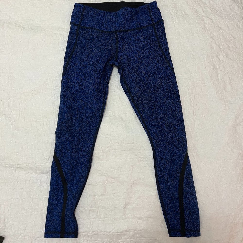 Lululemon - blue/black pattern running legging - 6